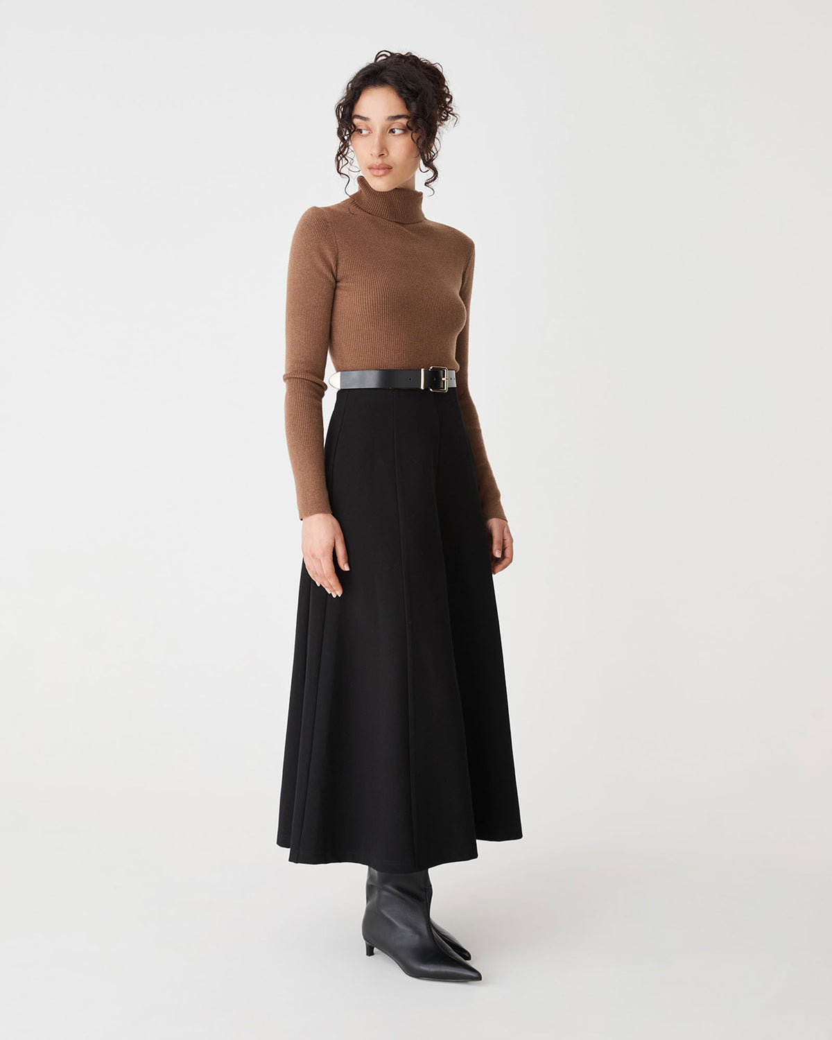 Janice A-Line Ponte Skirt in black — side view